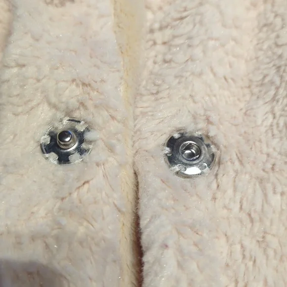 Widgeon Adorable Faux Fur Coat Size 2T - Picture 7 of 8